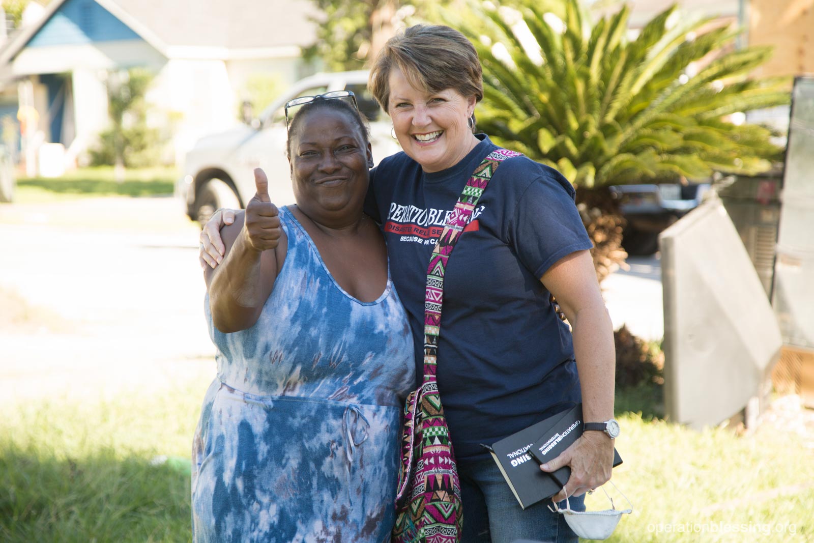 weathering-storms-winderful Winderful gives a thumbs up, thankful to be past some of the major storms of life.