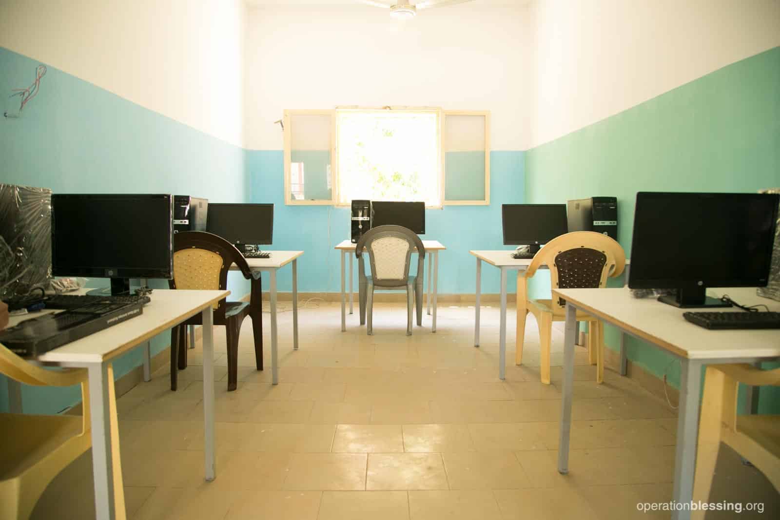 computer-senegal-hope-classroom A classroom in Senegal filled with new computers from Operation Blessing partners.