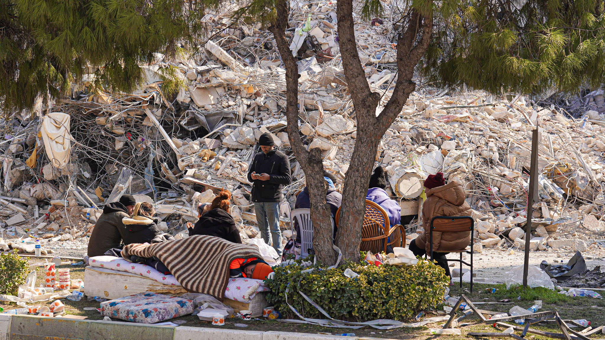 help for turkey earthquake victims