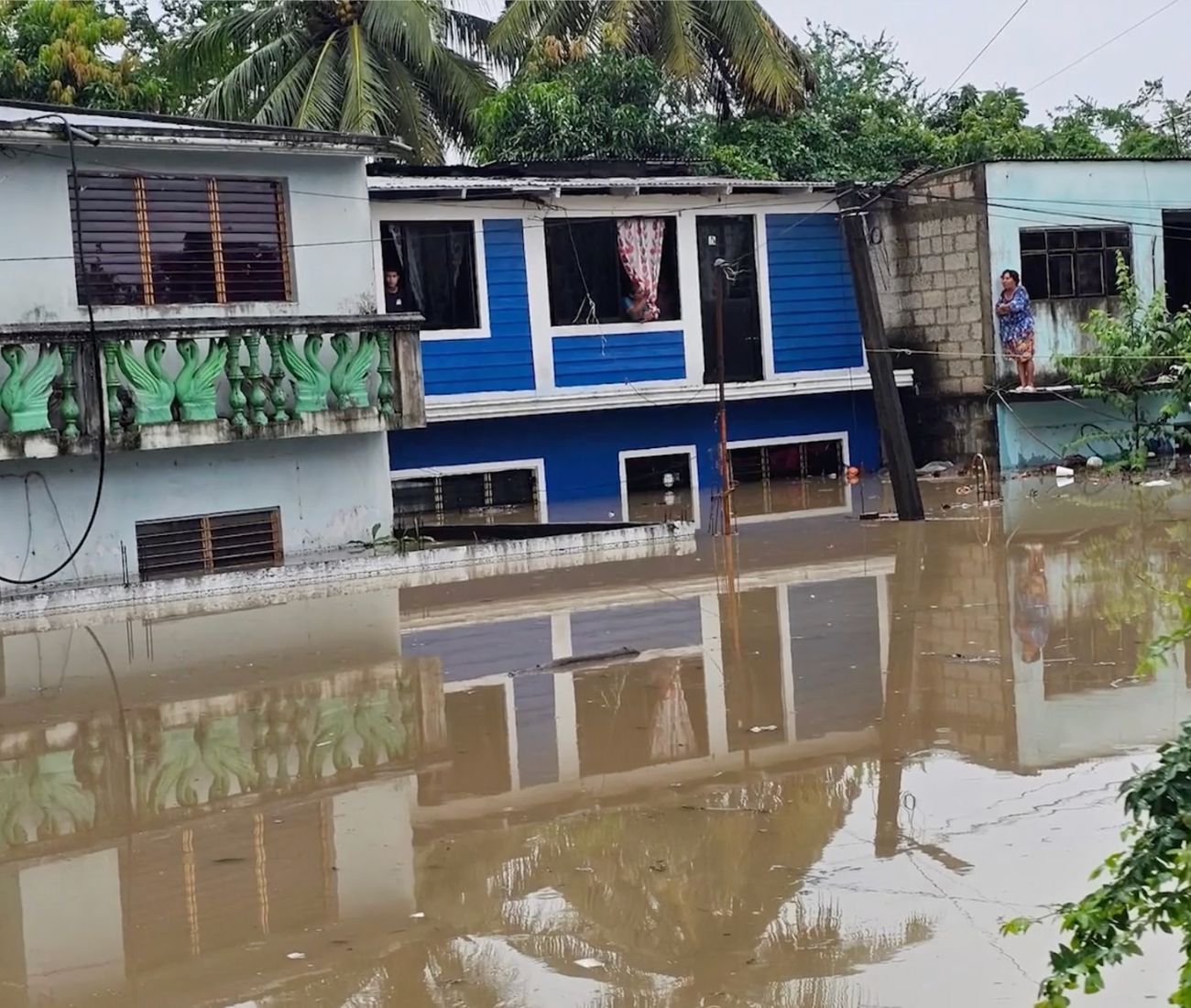 flooding devastates southern Mexico communities flooding devastates southern Mexico communities